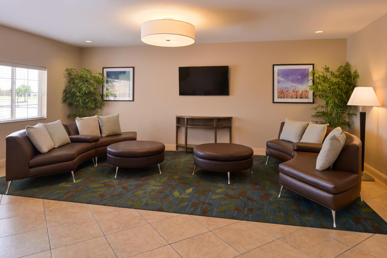 Candlewood Suites Bloomington-Normal