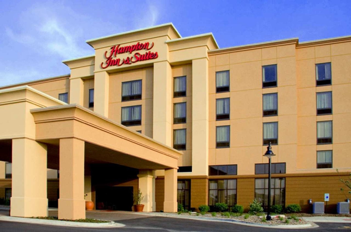 Hampton Inn & Suites Bloomington-Normal