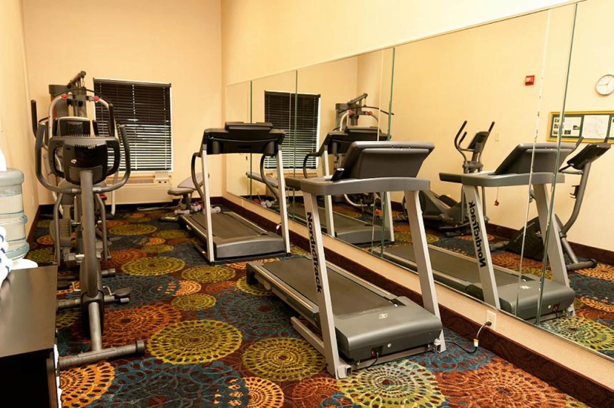 Holiday Inn Express Hotel & Suites Bloomington - Normal
