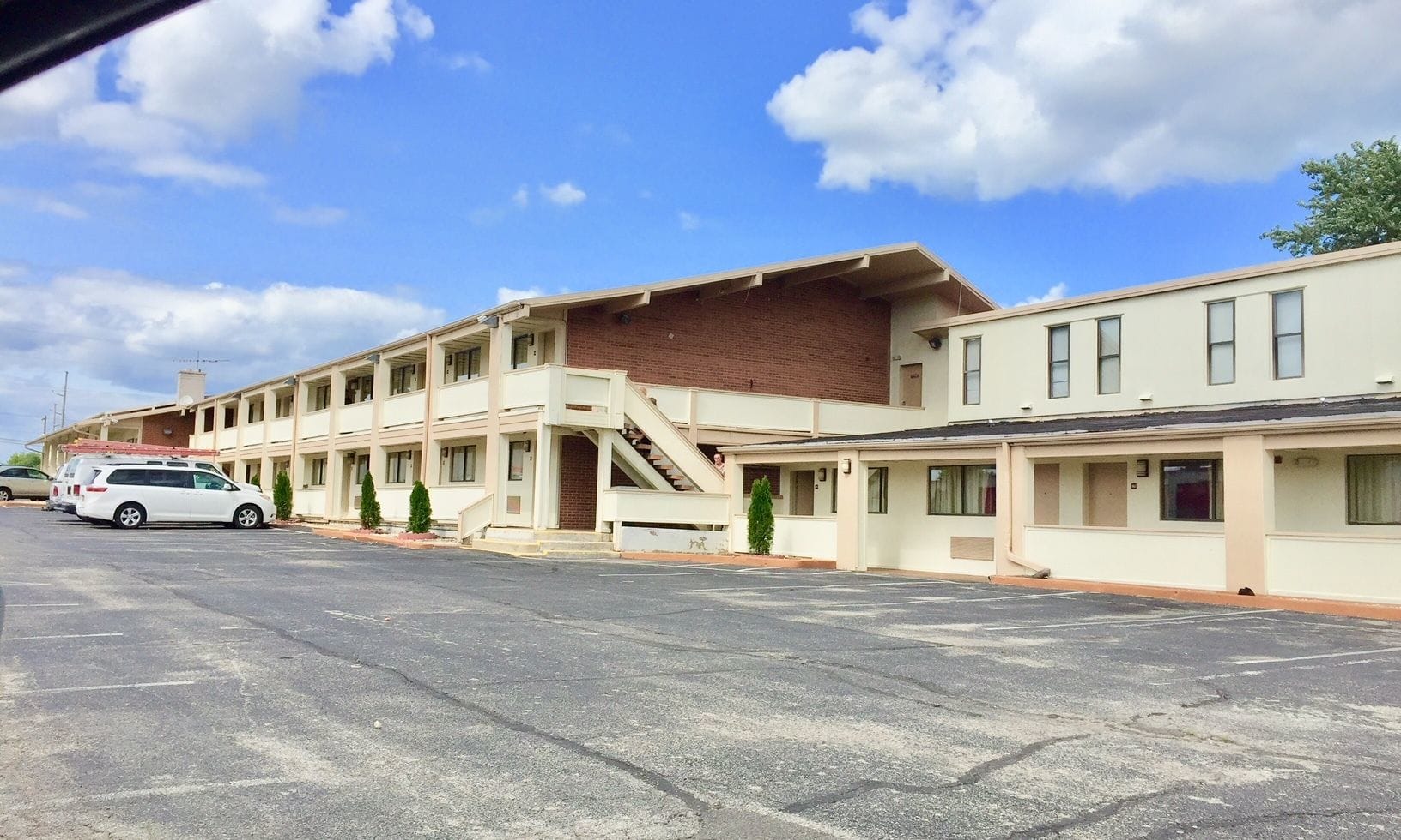 Red Carpet Inn Great Lakes