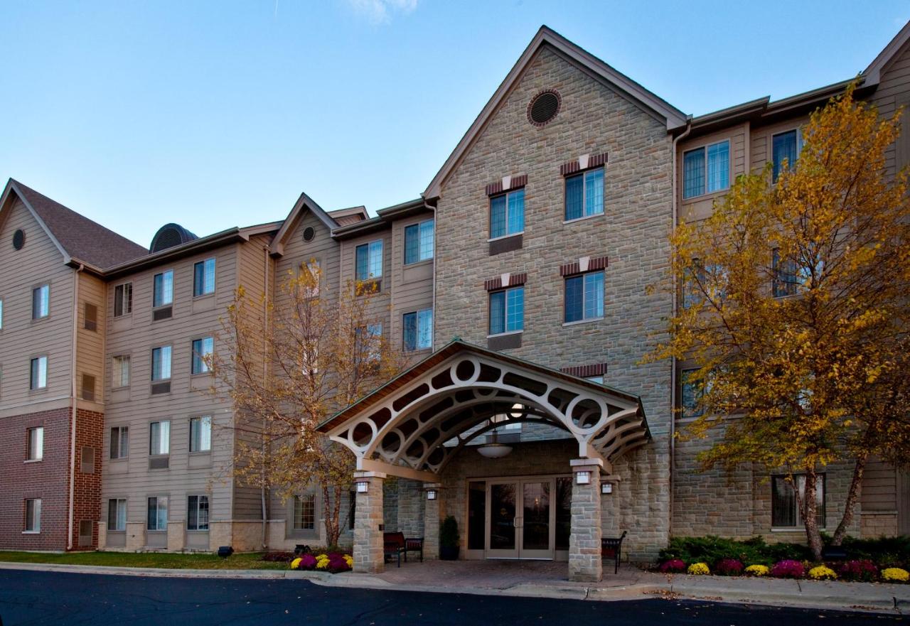 Staybridge Suites Chicago - Oakbrook Terrace