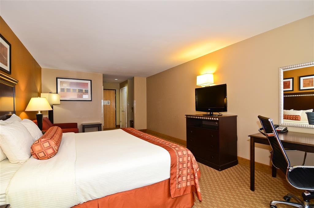 Spark by Hilton Oak Forest