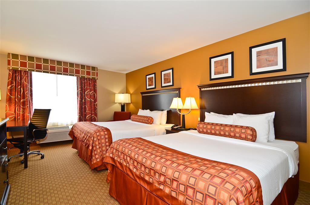 Spark by Hilton Oak Forest