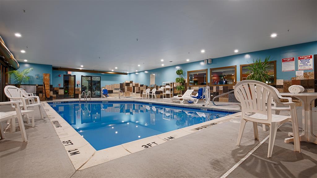 Spark by Hilton Oak Forest