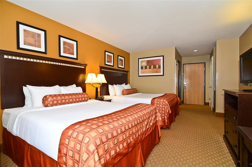 Spark by Hilton Oak Forest