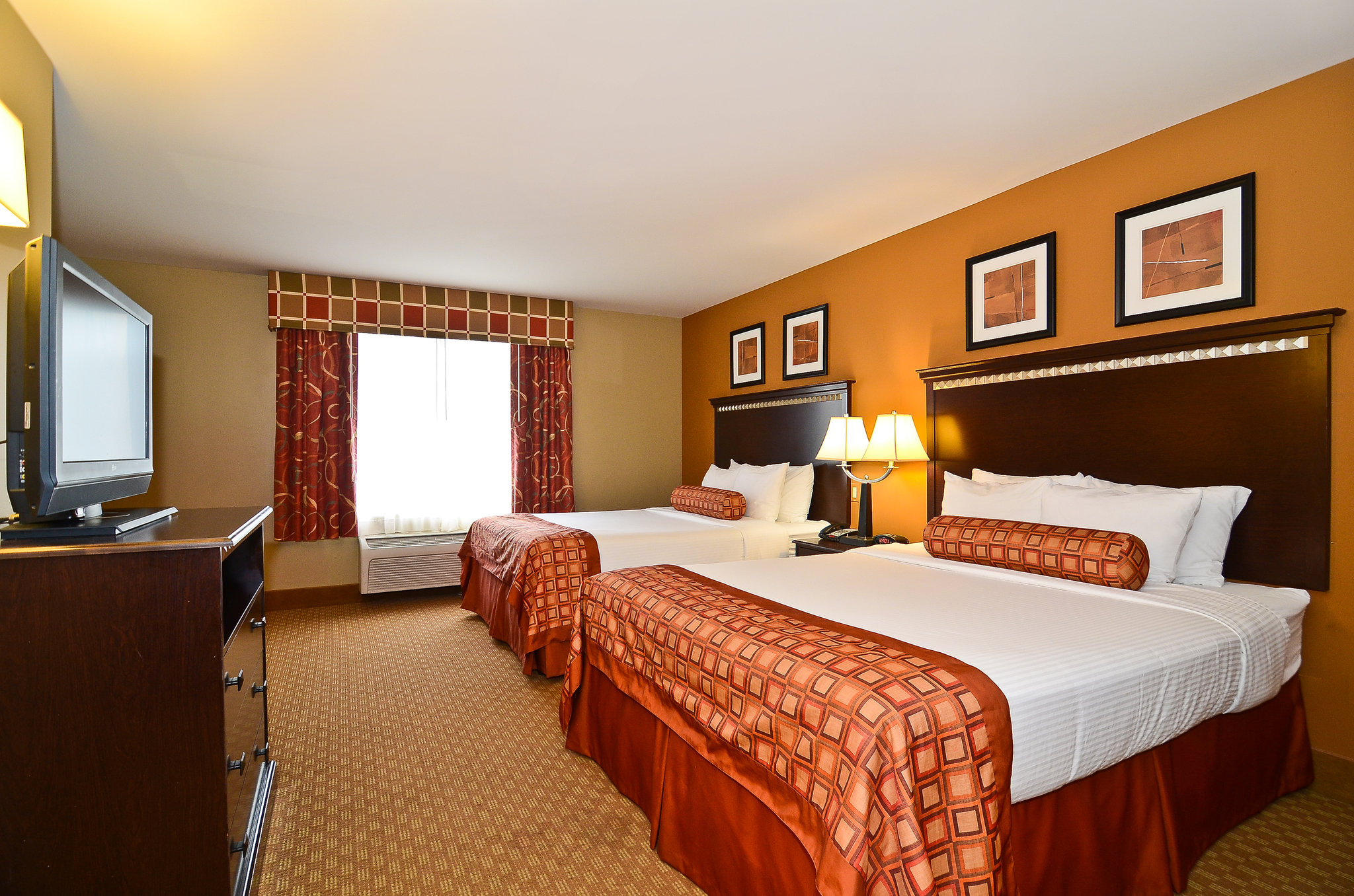 Spark by Hilton Oak Forest