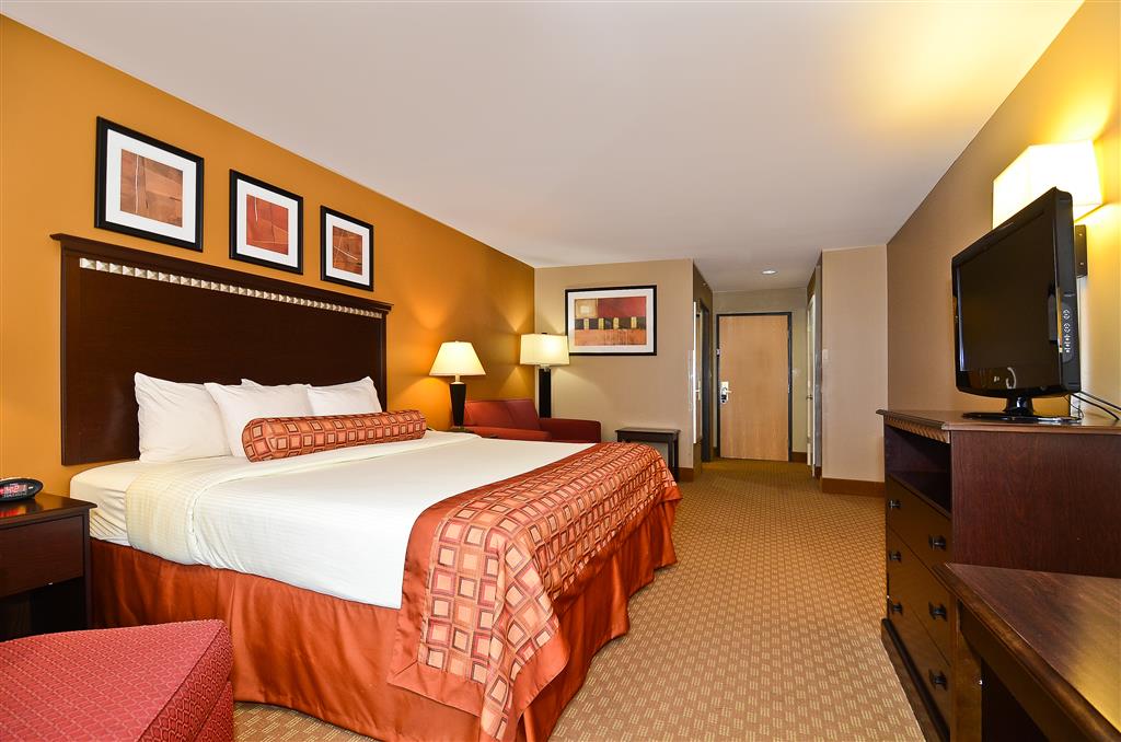 Spark by Hilton Oak Forest