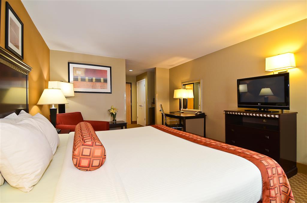 Spark by Hilton Oak Forest