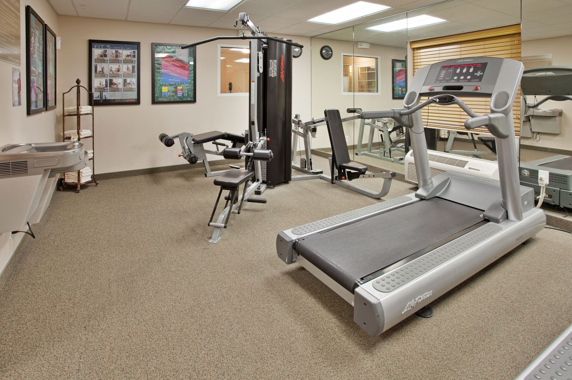 Candlewood Suites O'Fallon - St. Louis Area