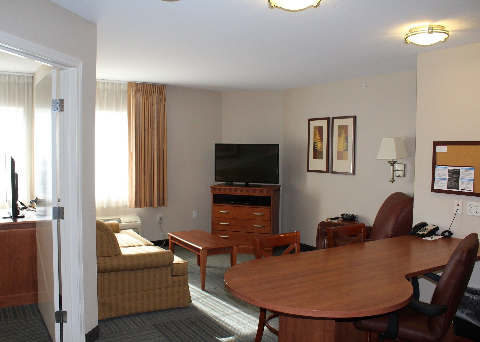 Candlewood Suites O'Fallon - St. Louis Area