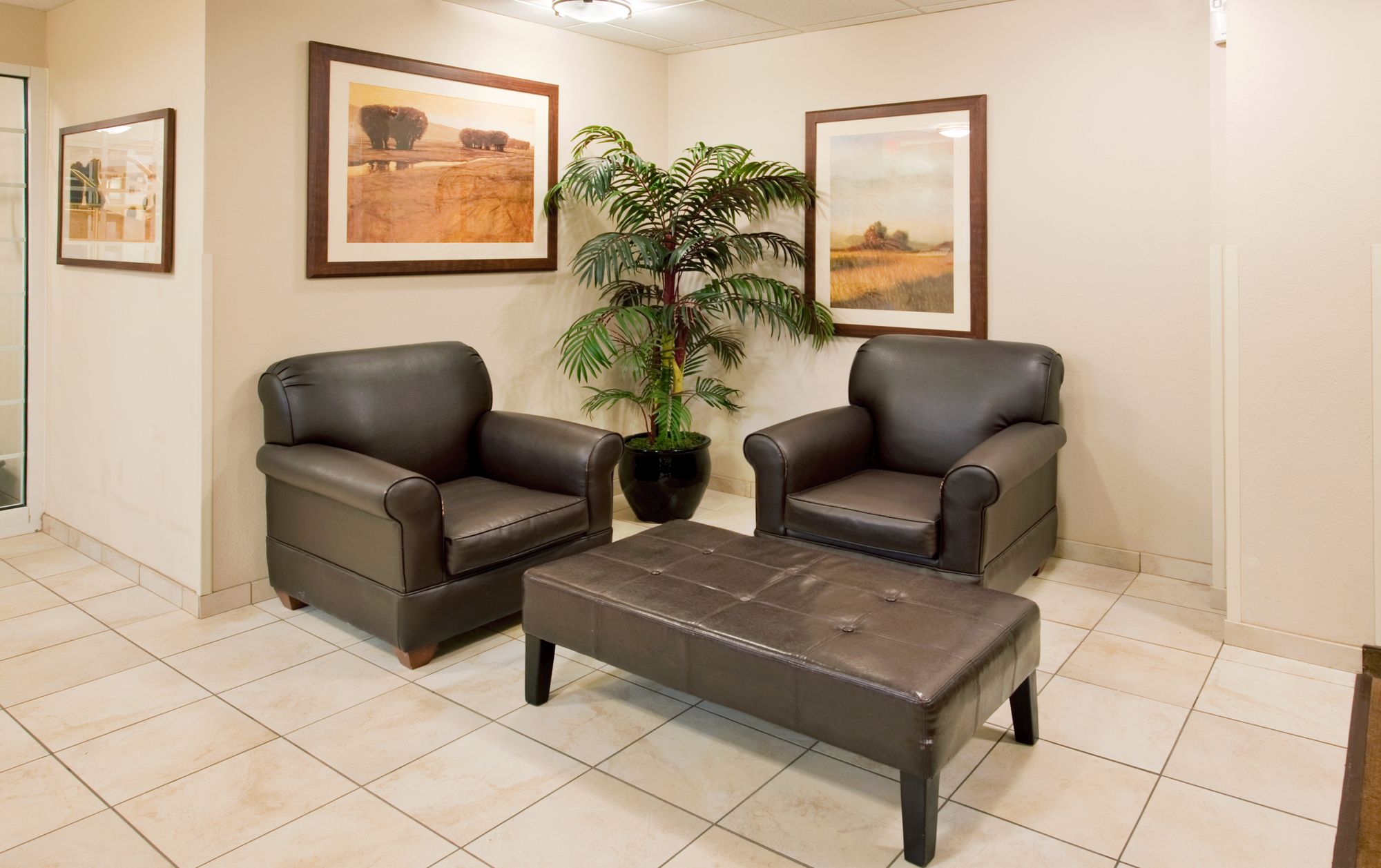 Candlewood Suites O'Fallon - St. Louis Area