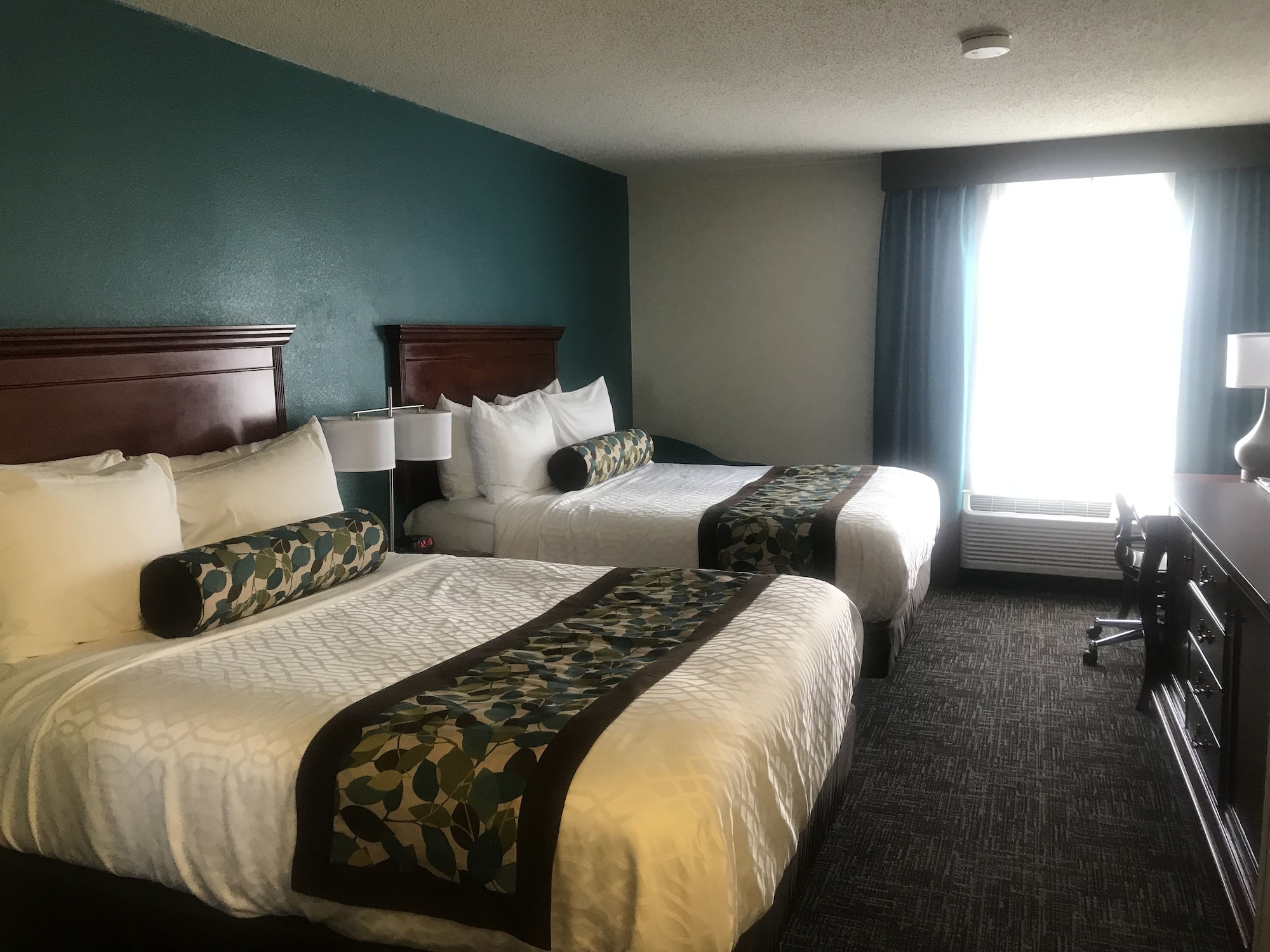 Rodeway Inn & Suites