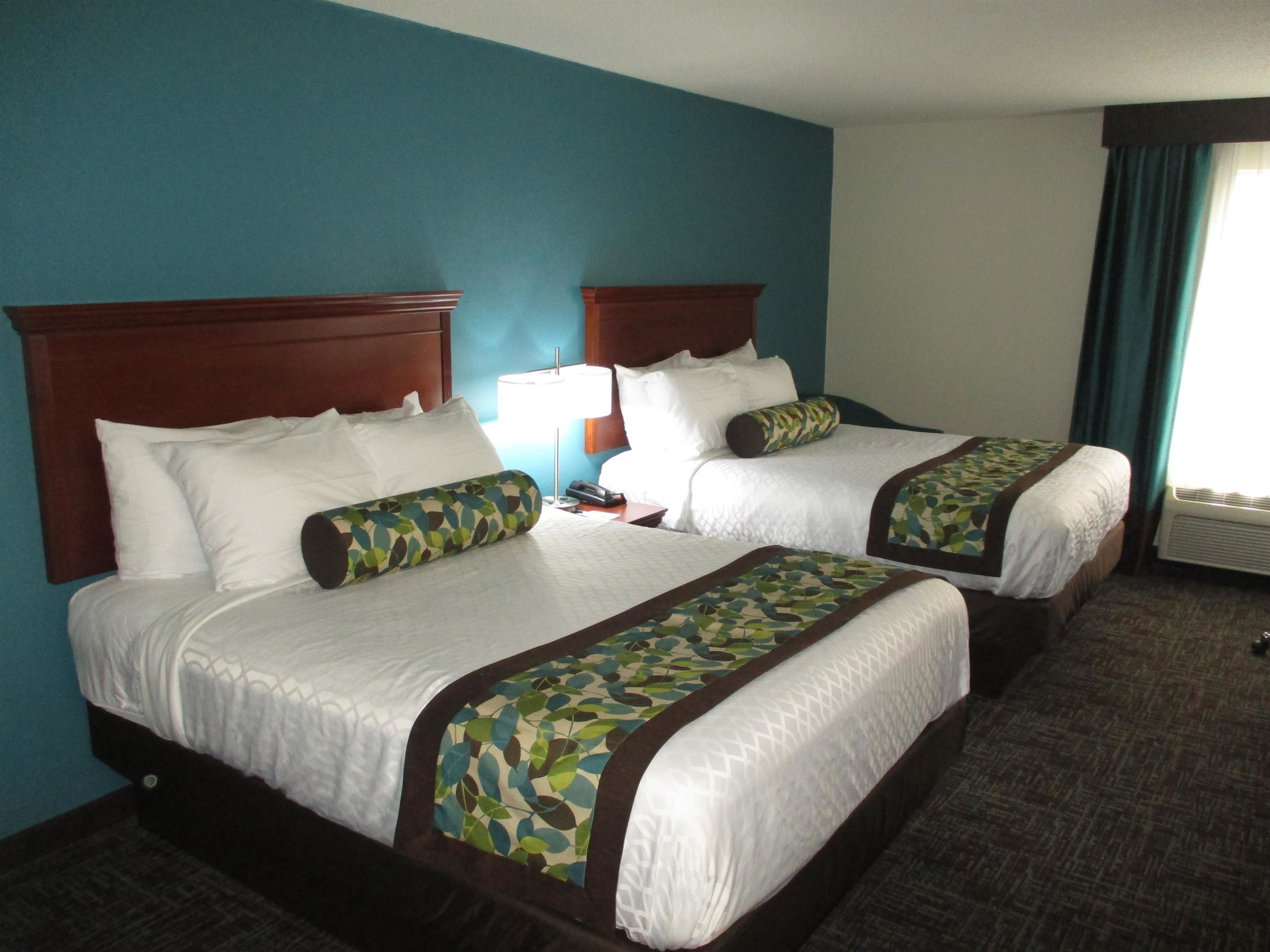 Rodeway Inn & Suites