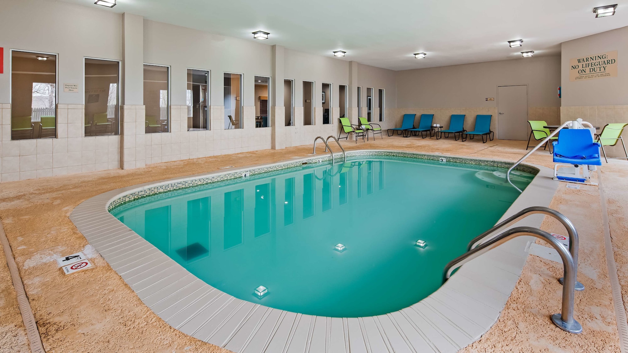 Rodeway Inn & Suites