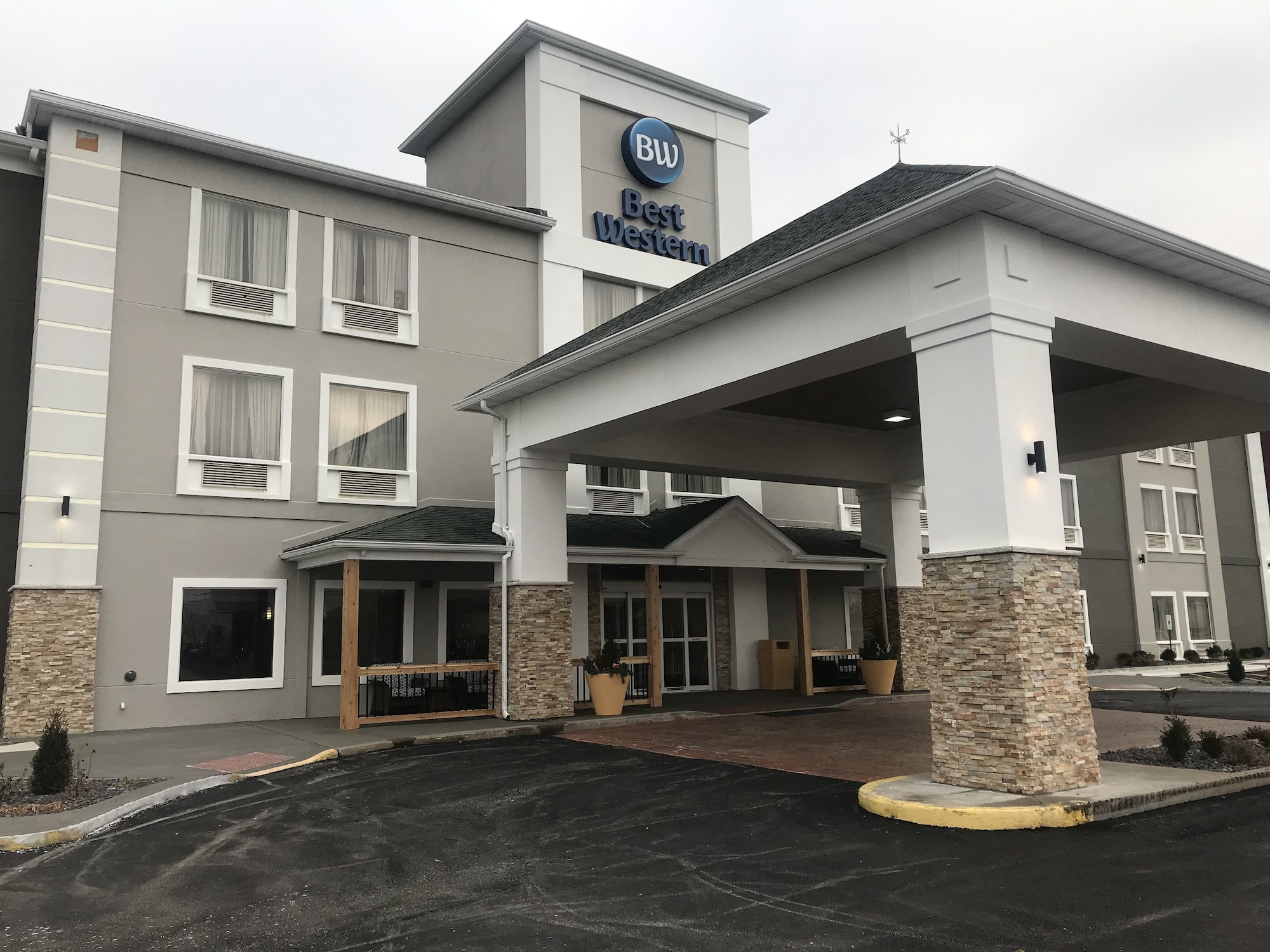 Rodeway Inn & Suites