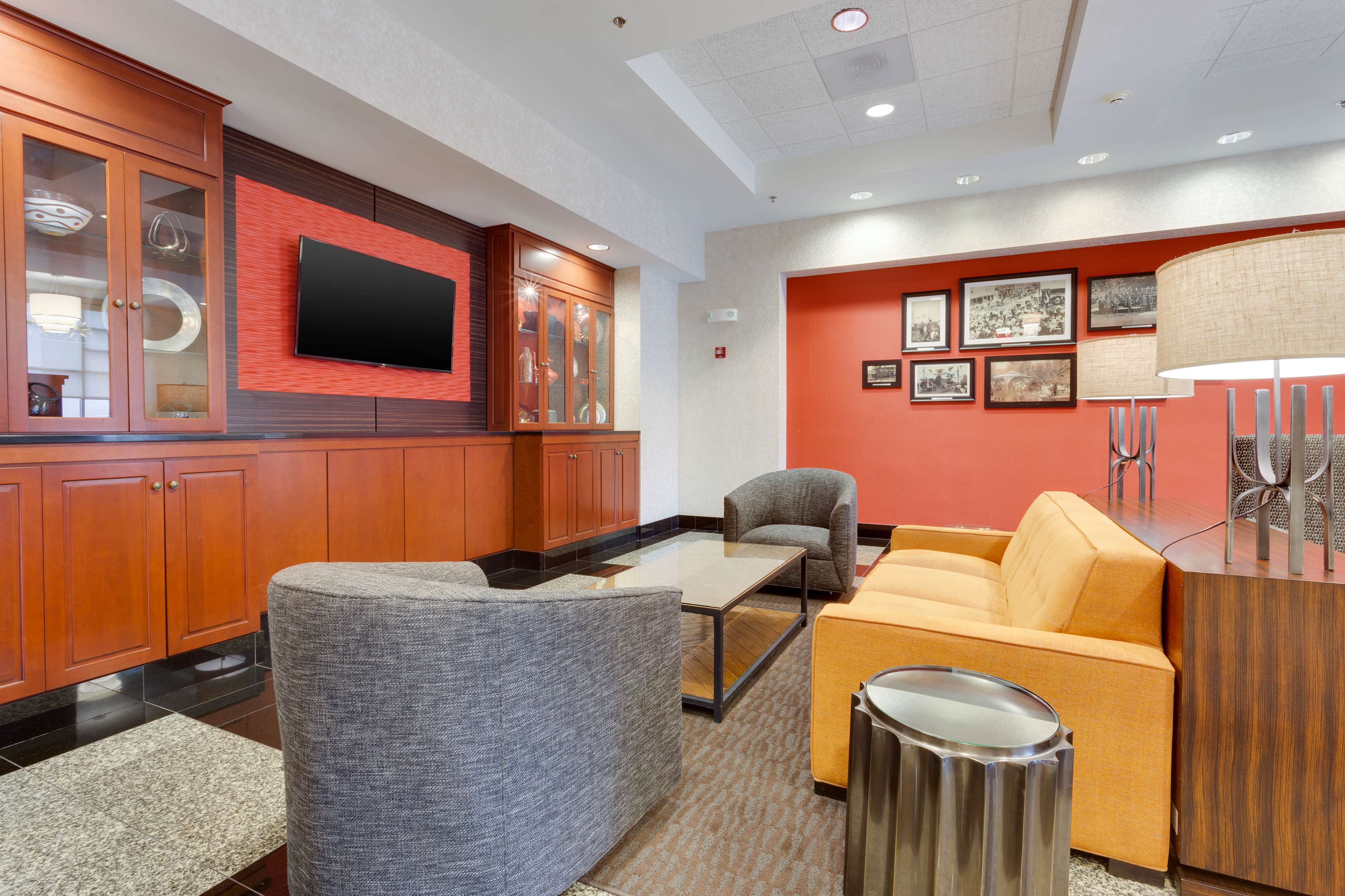 Drury Inn & Suites St. Louis O'Fallon, IL