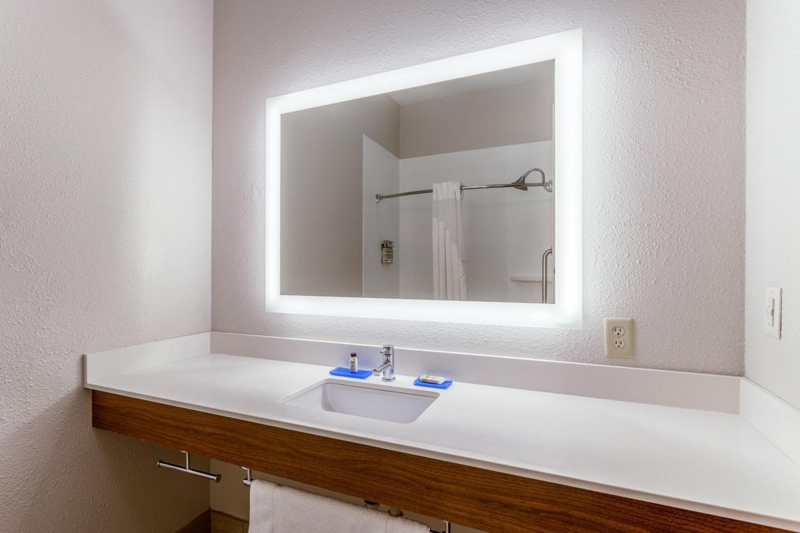 Holiday Inn Express O'Fallon/Shiloh