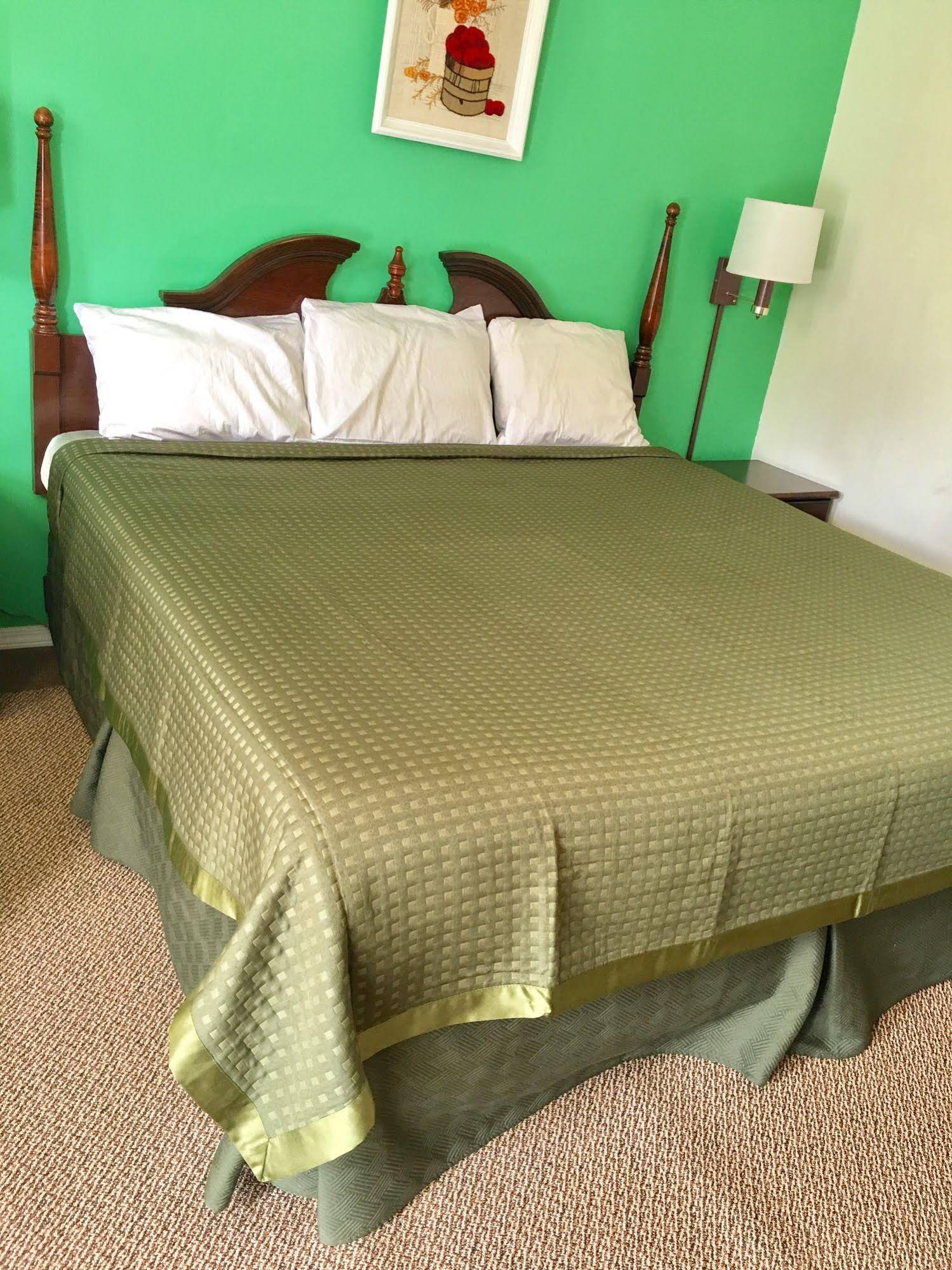 Travelers Inn Motel