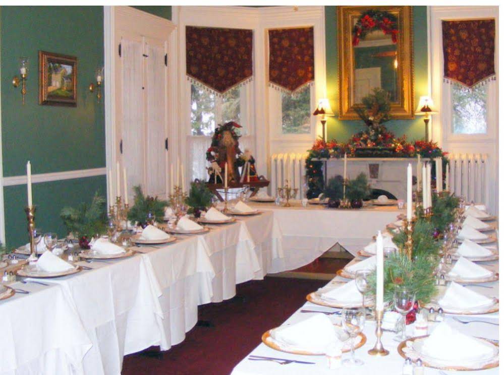 Pinehill Inn Bed & Breakfast
