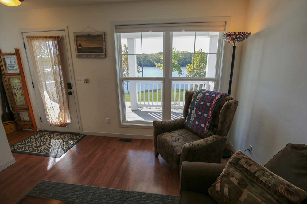 Eddie`s Hideaway