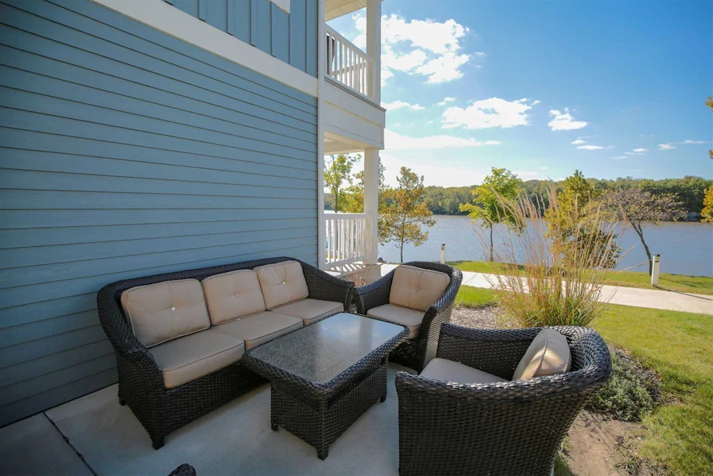 Eddie`s Hideaway