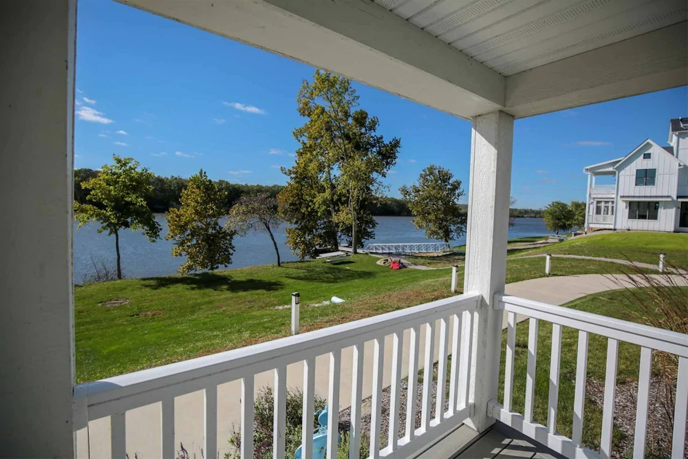Eddie`s Hideaway