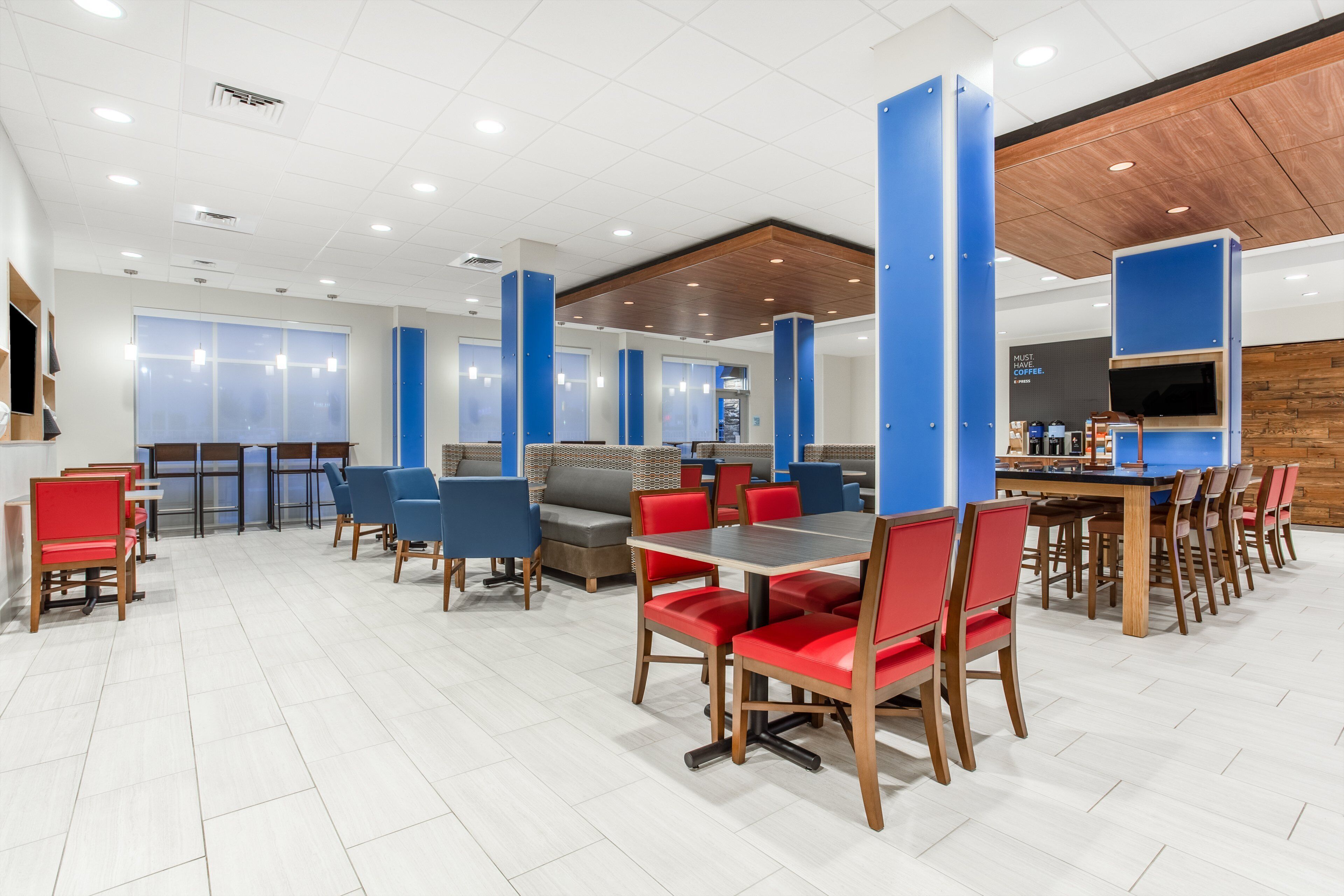Holiday Inn Express & Suites Ottawa