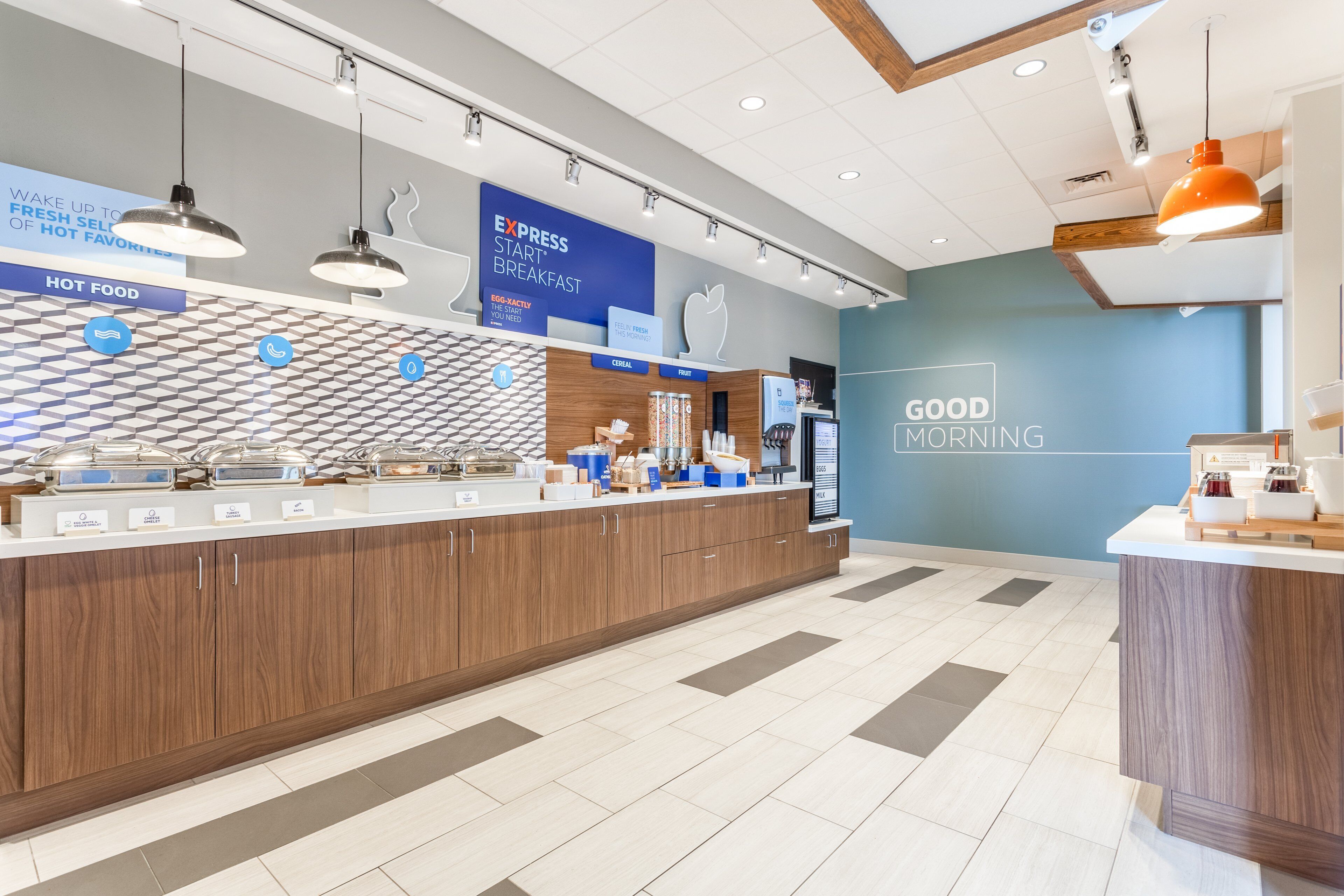 Holiday Inn Express & Suites Ottawa