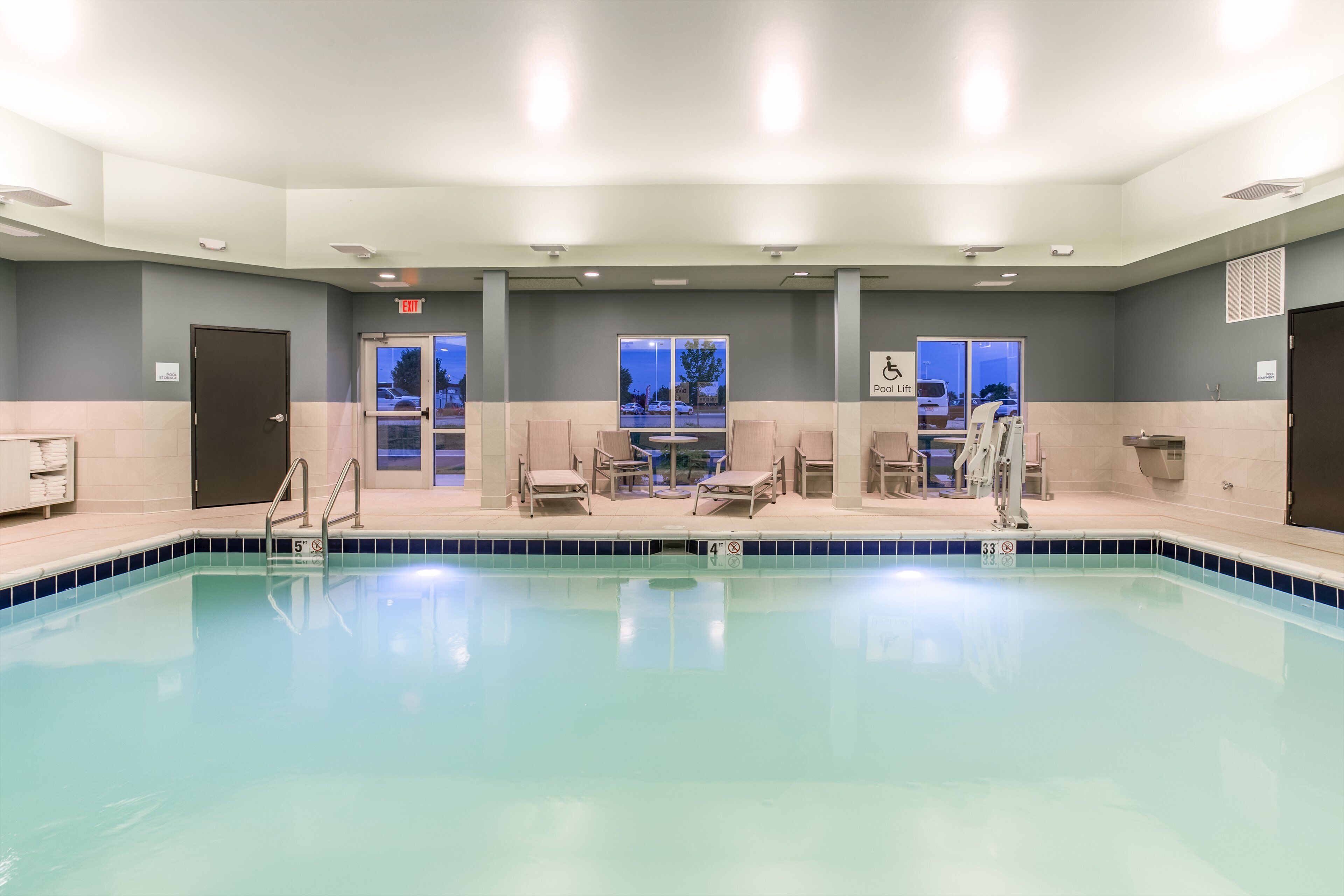 Holiday Inn Express & Suites Ottawa