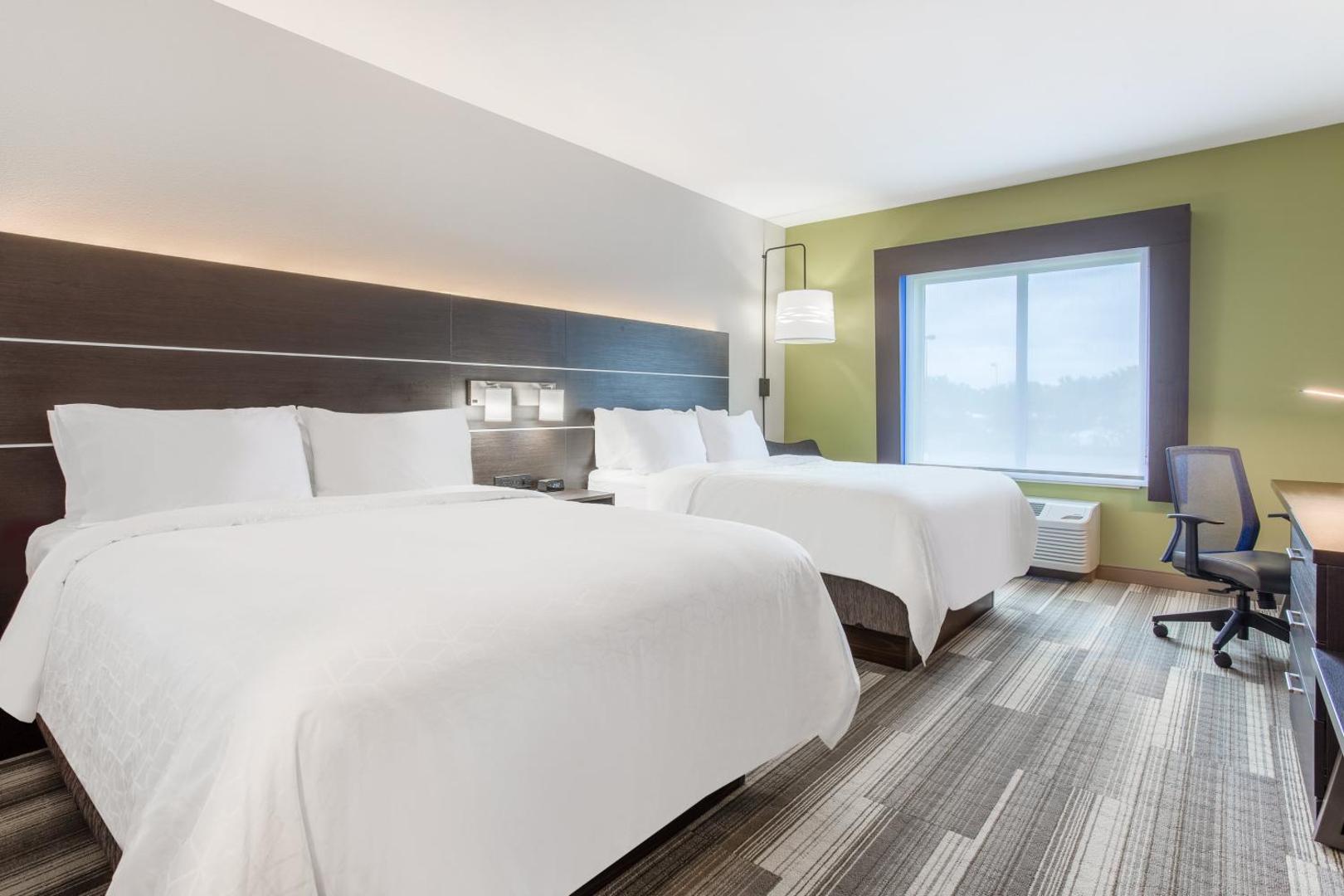 Holiday Inn Express & Suites Ottawa