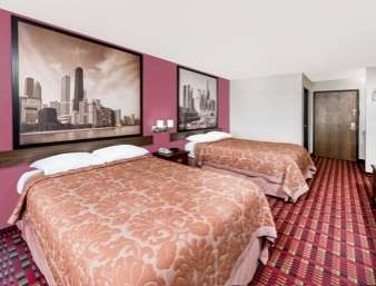 Super 8 by Wyndham Paris IL