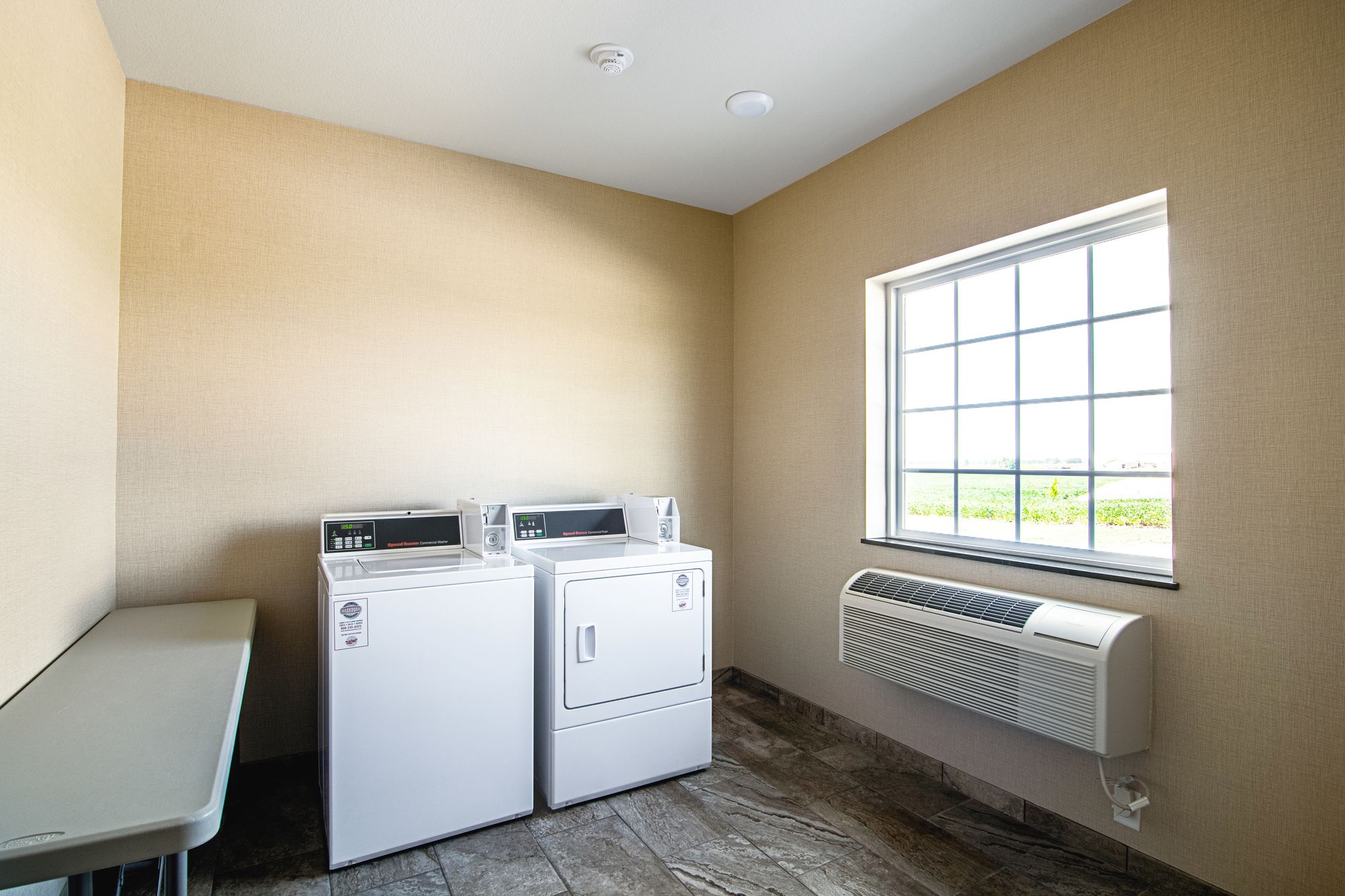 Cobblestone Hotel & Suites Paxton