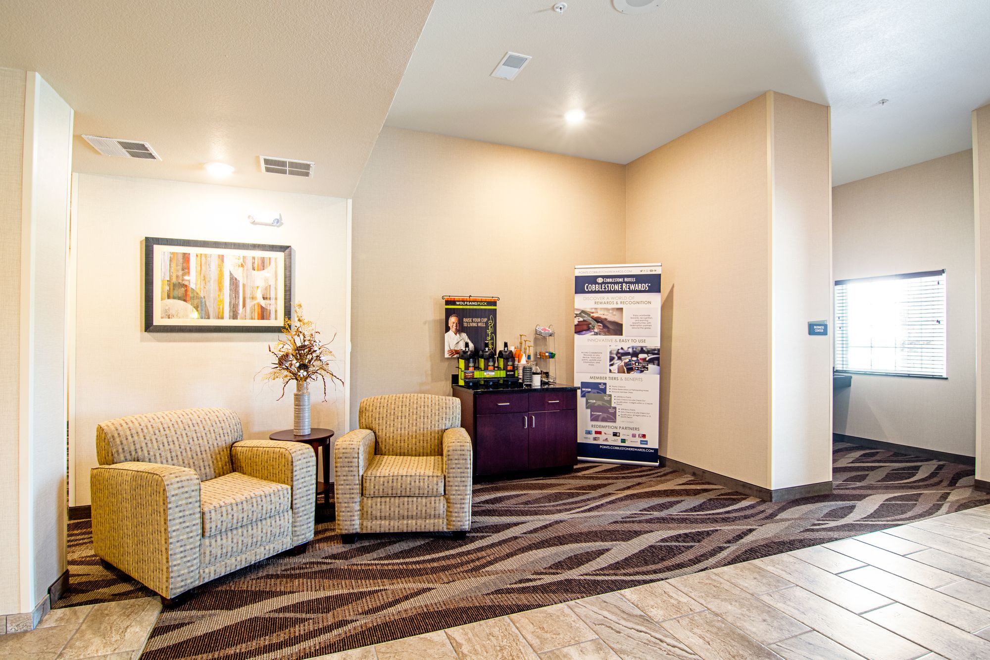 Cobblestone Hotel & Suites Paxton