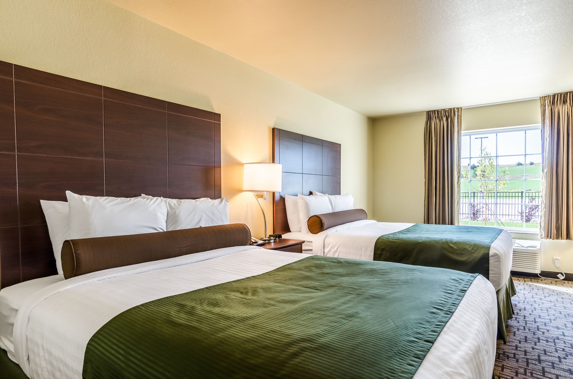 Cobblestone Hotel & Suites Paxton