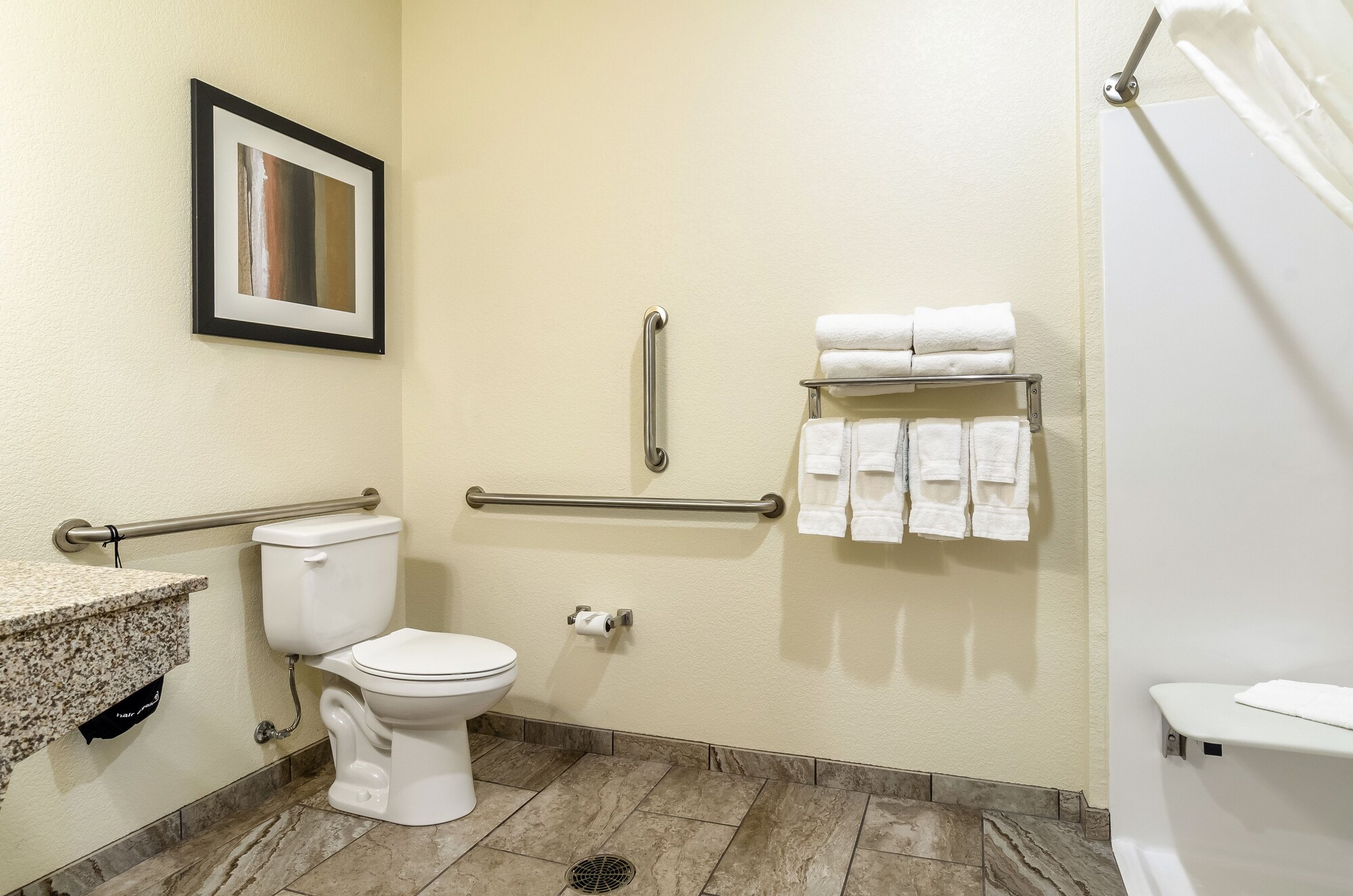 Cobblestone Hotel & Suites Paxton