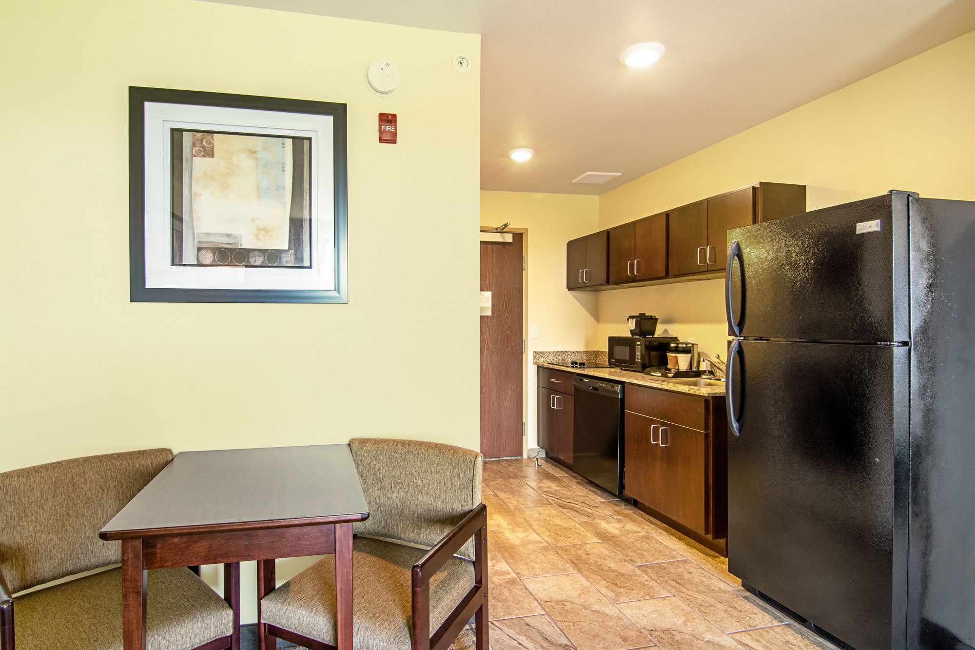 Cobblestone Hotel & Suites Paxton
