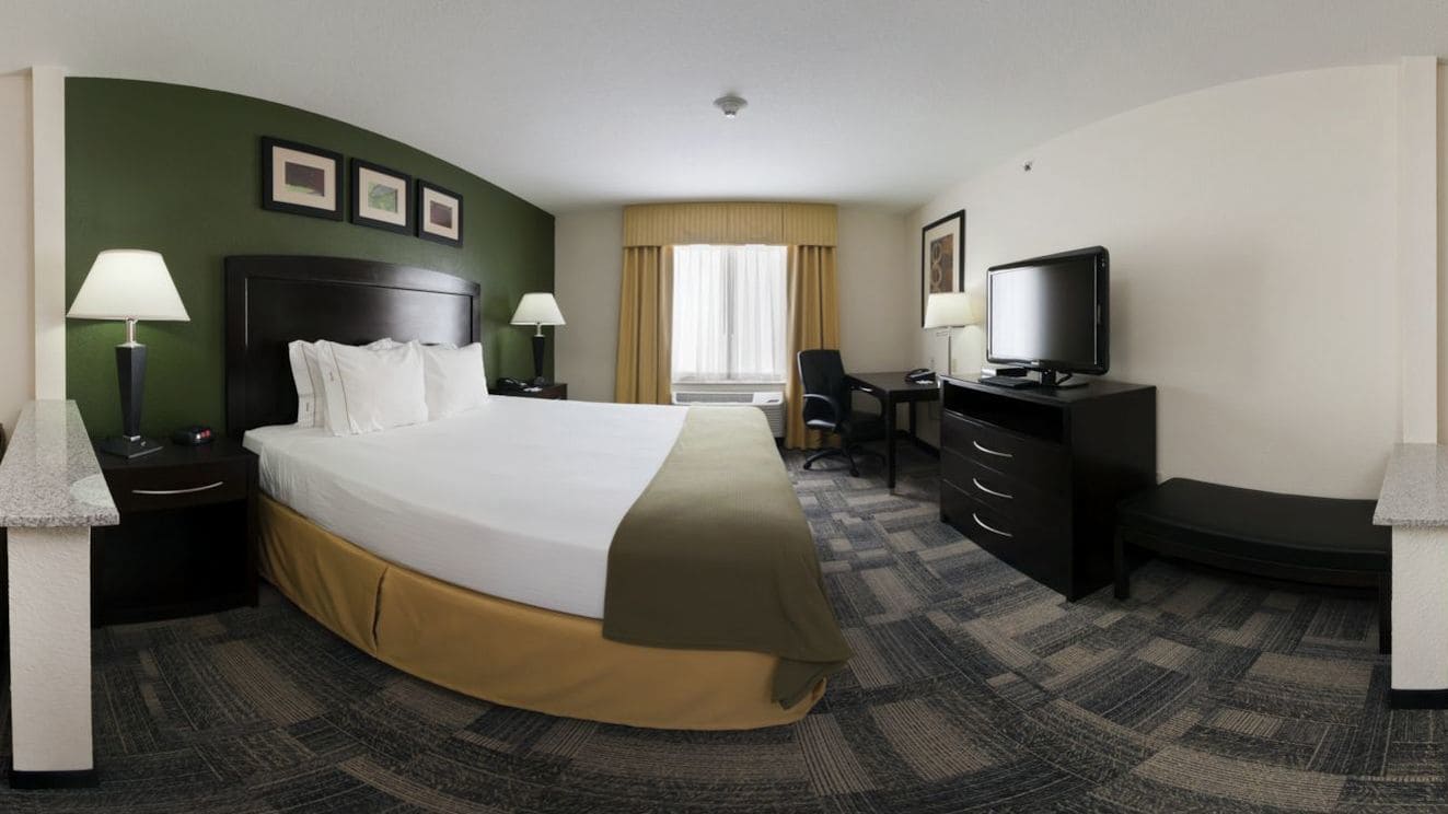 Holiday Inn Express Hotel & Suites Pekin (Peoria Area)