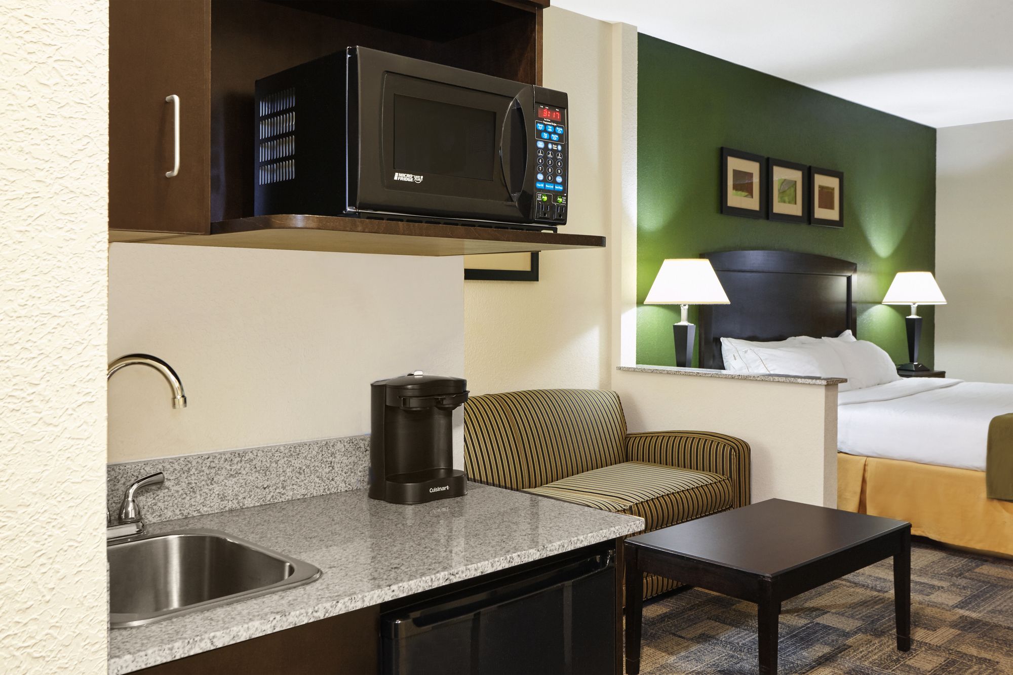 Holiday Inn Express Hotel & Suites Pekin (Peoria Area)