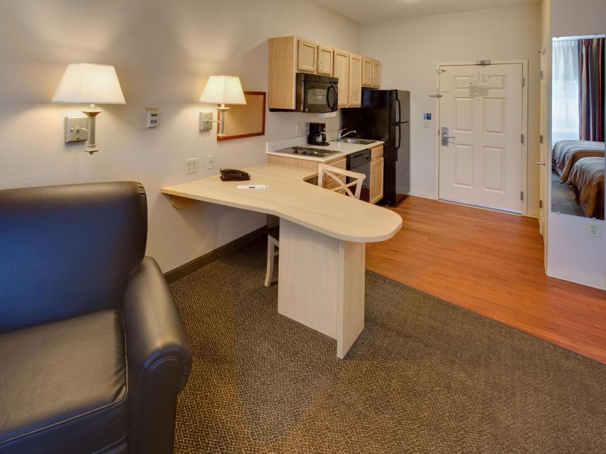 Candlewood Suites Peoria at Grand Prairie