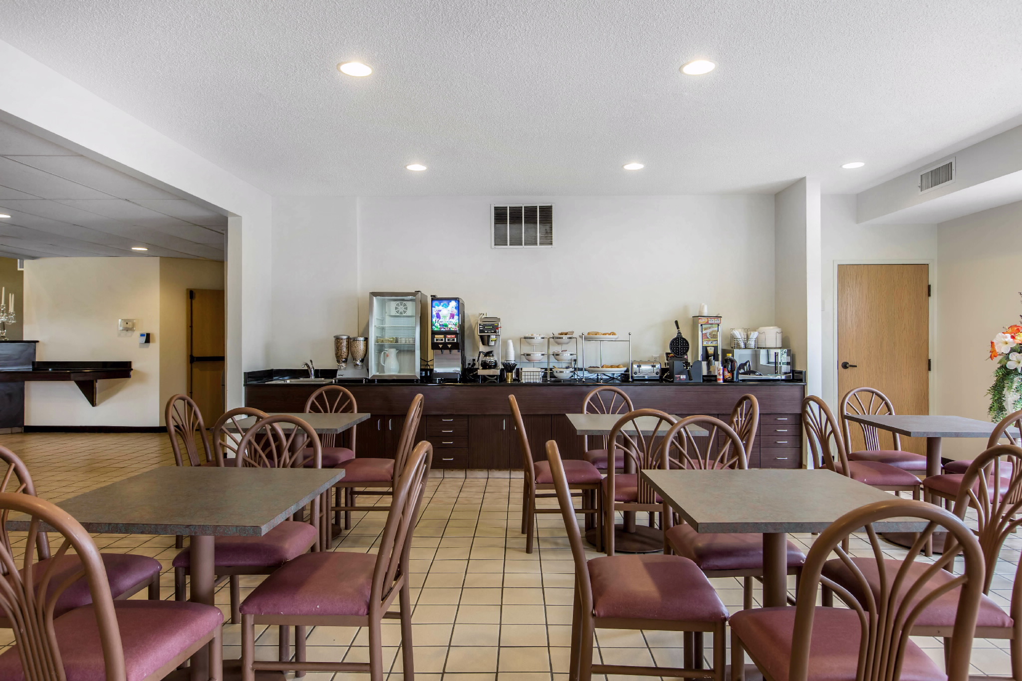 SureStay Plus Hotel by Best Western Peoria