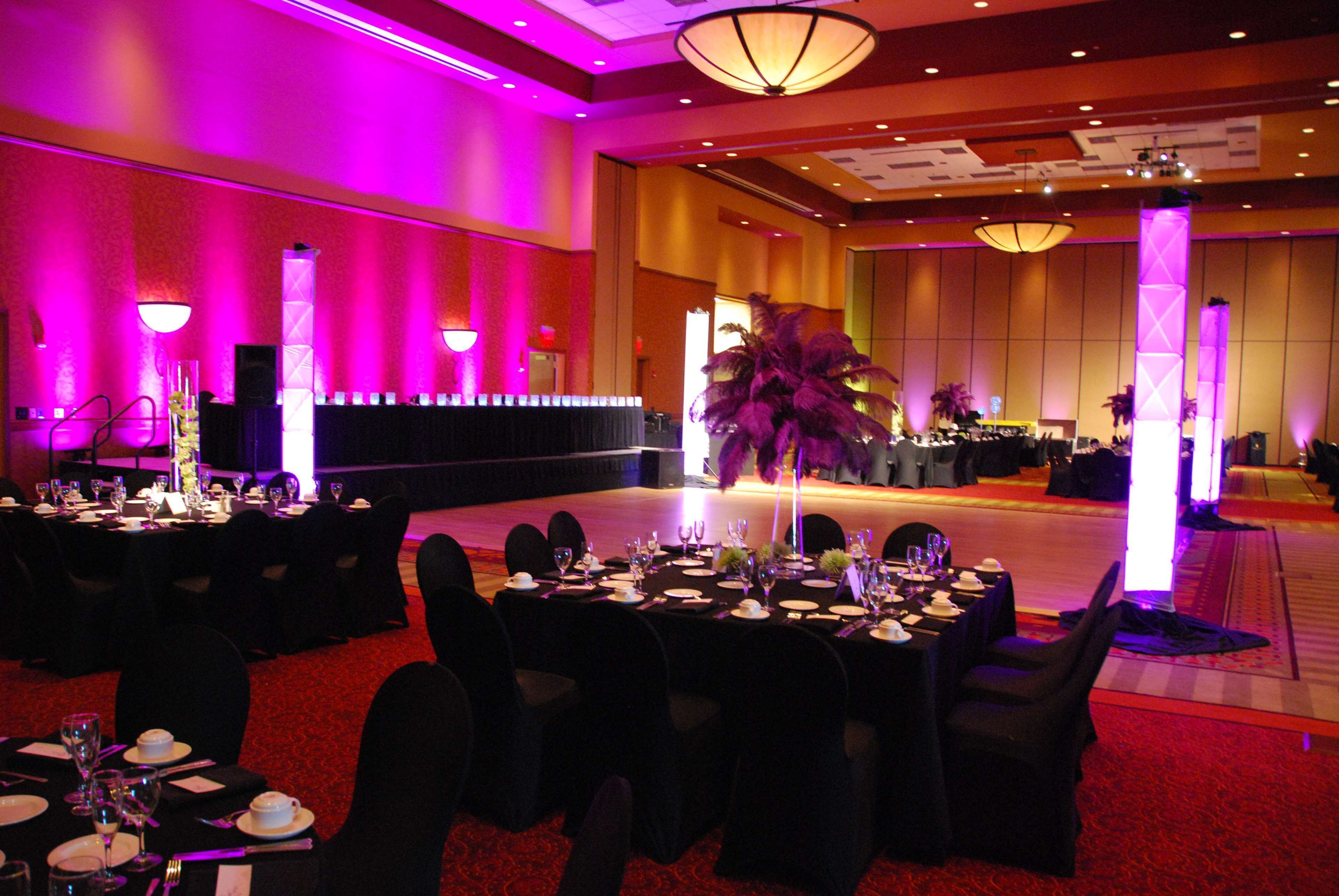 Embassy Suites East Peoria Hotel & Riverfront Conference Center