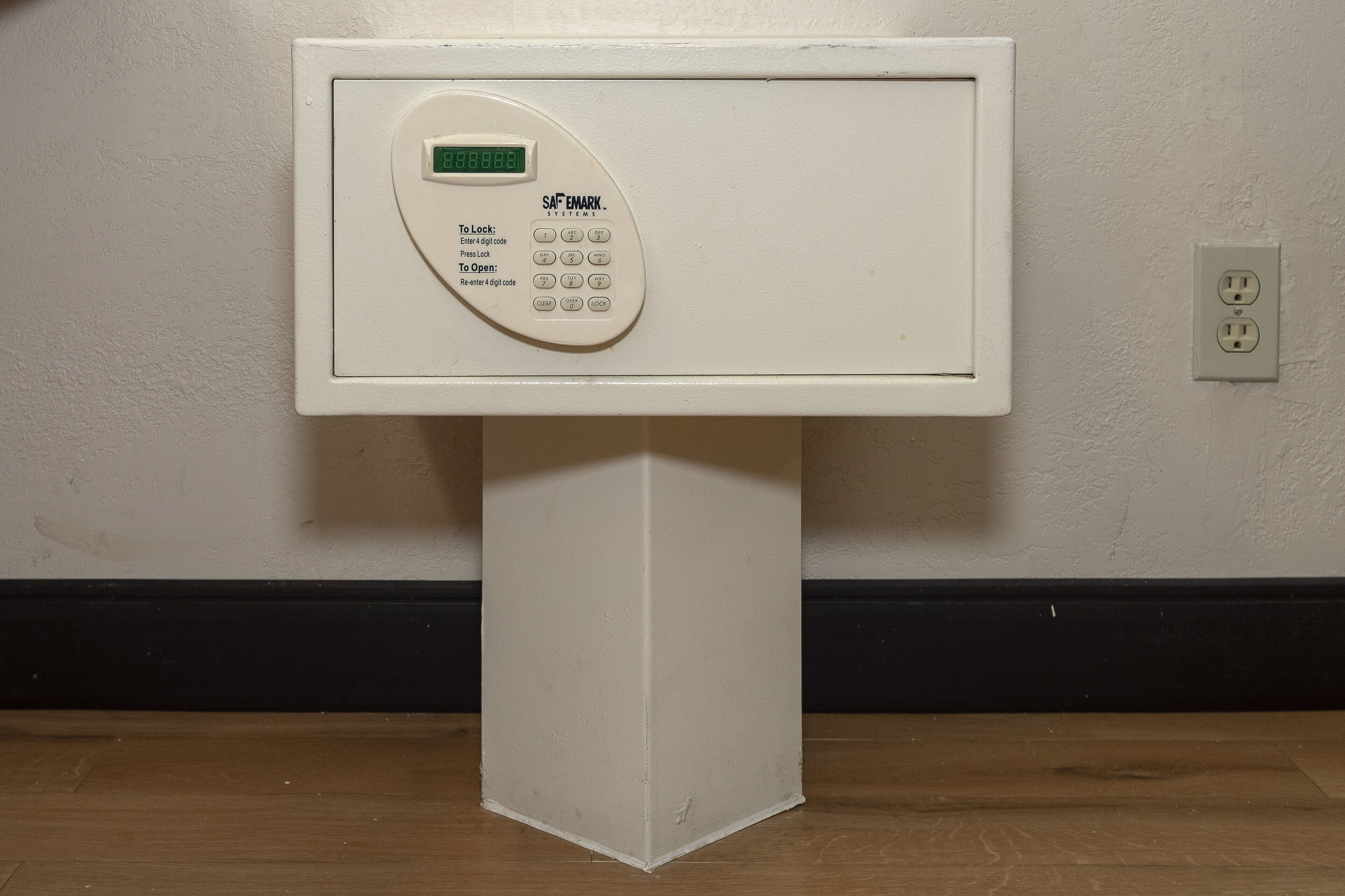 Travelodge by Wyndham Peoria