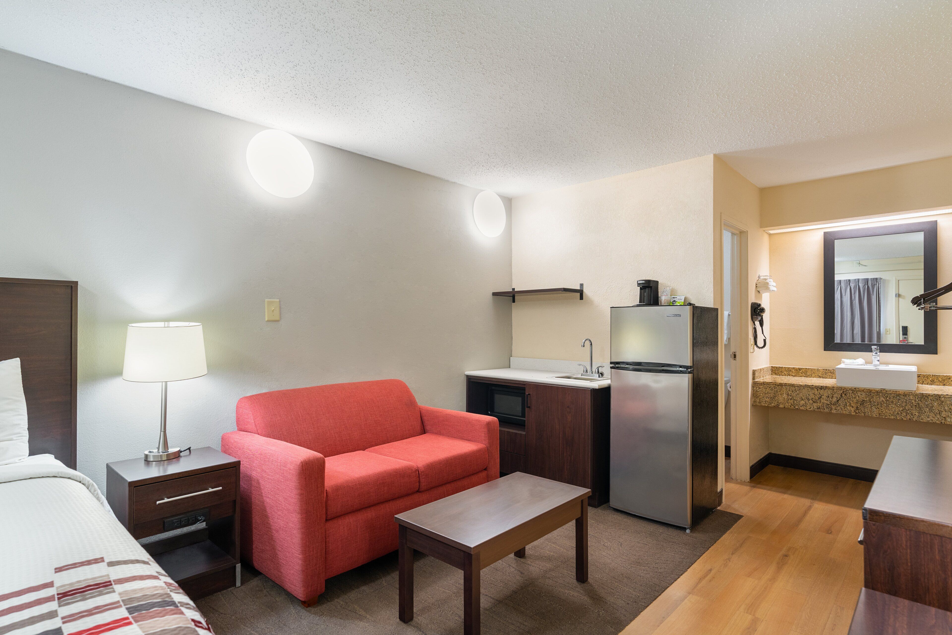 Travelodge by Wyndham Peoria