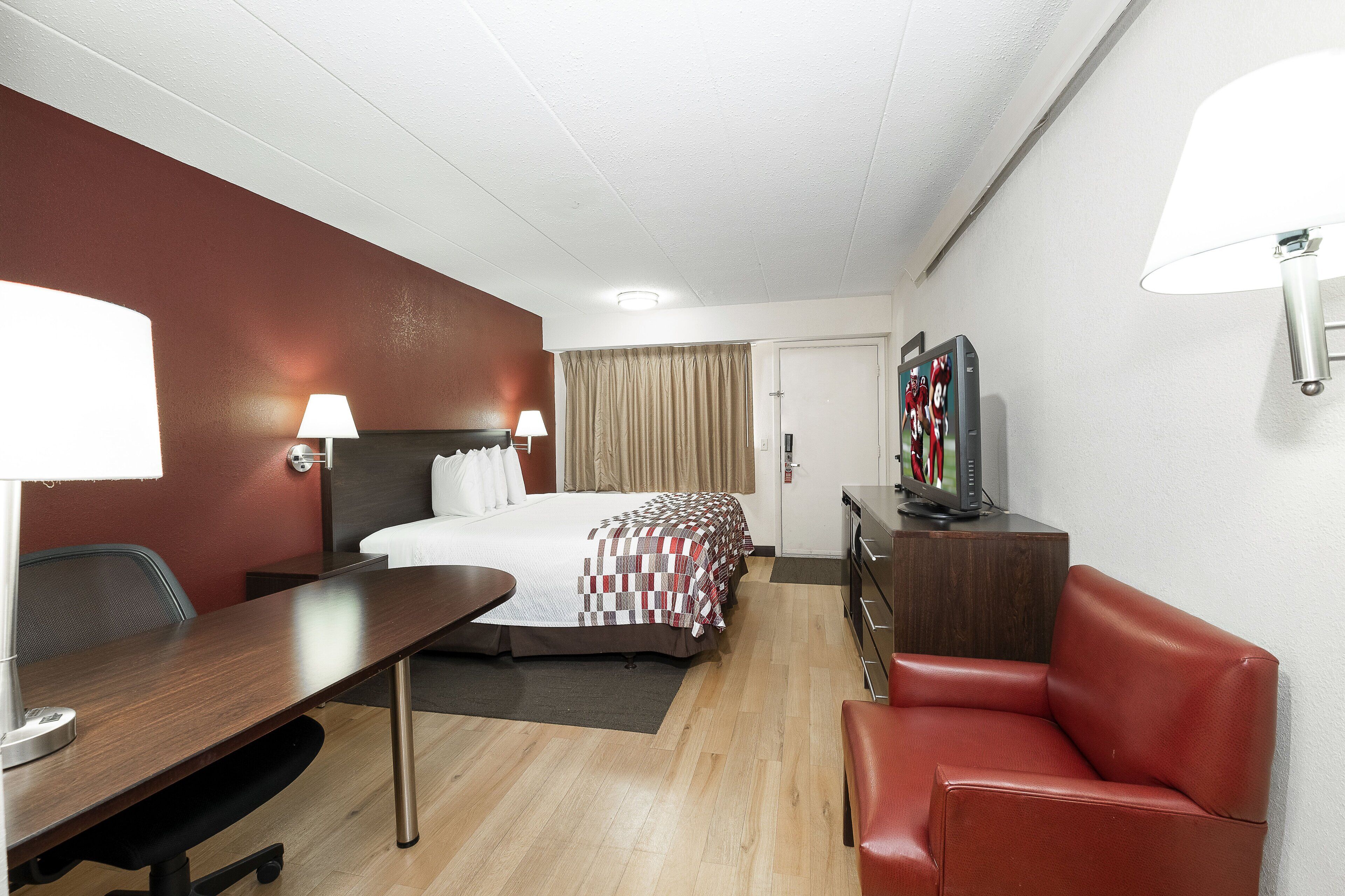 Travelodge by Wyndham Peoria