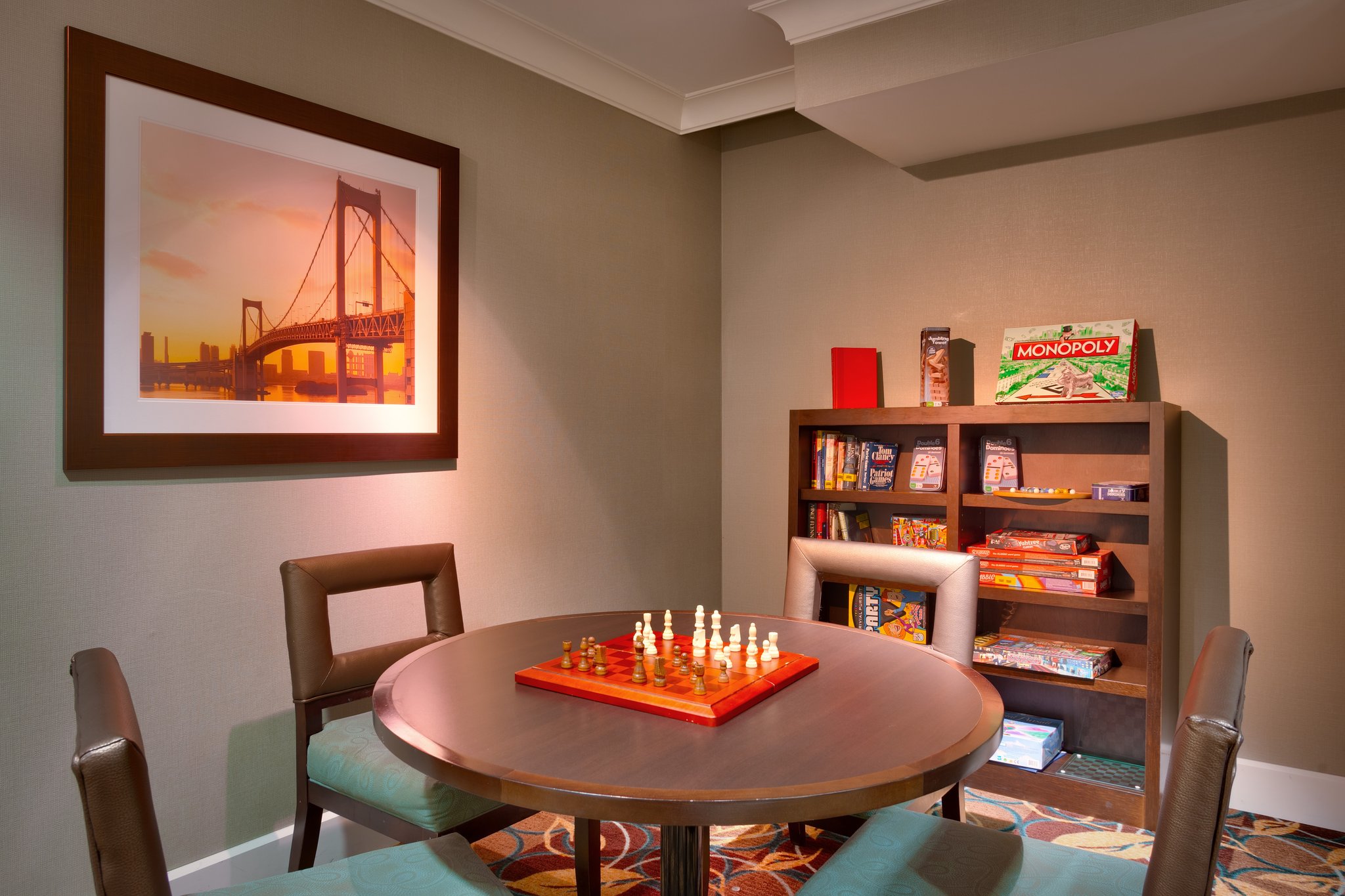 Staybridge Suites Peoria-Downtown