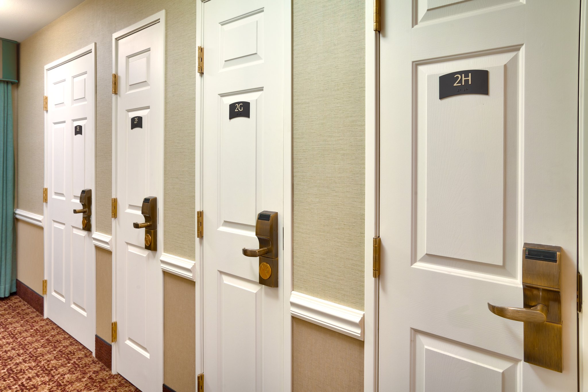 Staybridge Suites Peoria-Downtown