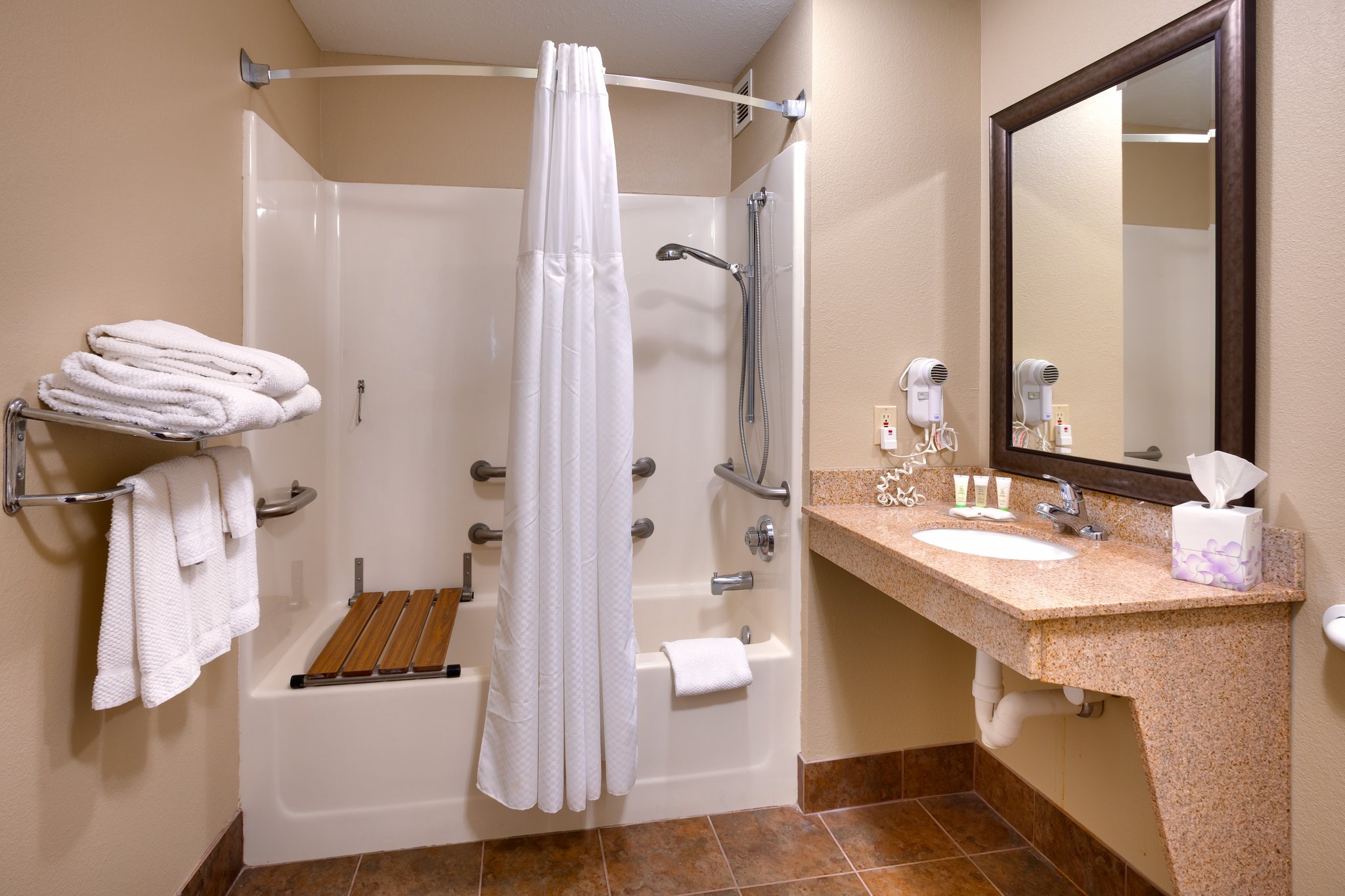 Staybridge Suites Peoria-Downtown