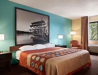 Super 8 by Wyndham Peoria