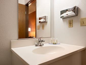 Super 8 by Wyndham Peoria