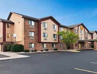 Super 8 by Wyndham Peoria